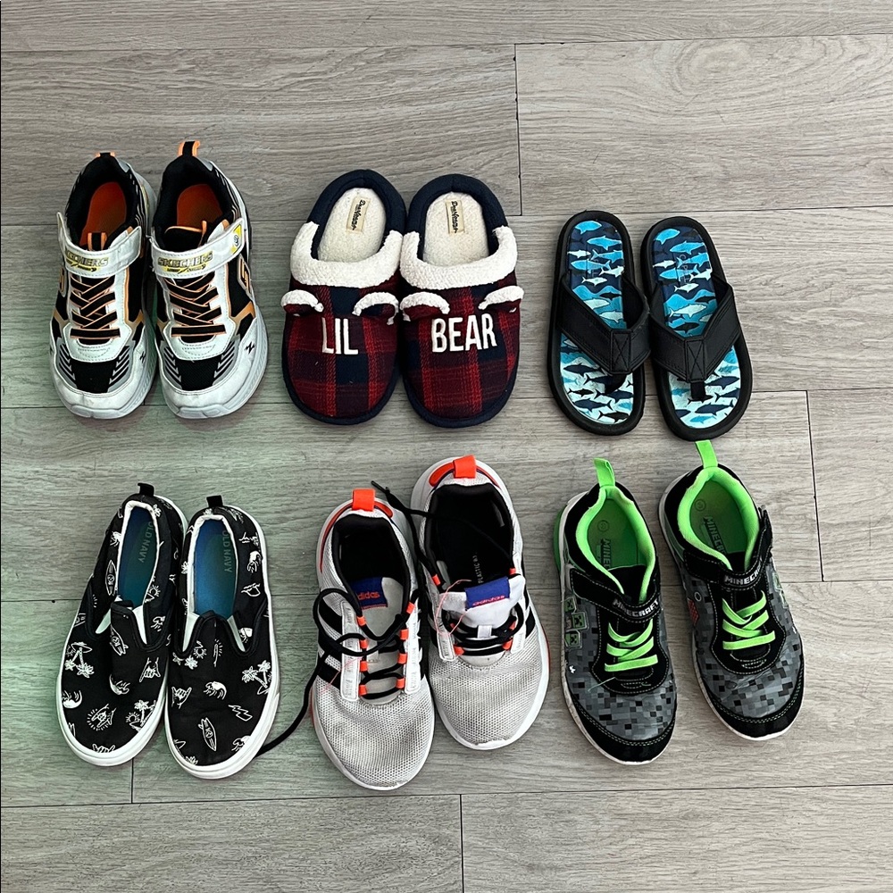 6 Pairs of Boys Sneakers, Flip Flops, Slippers Size 2, 3, 4